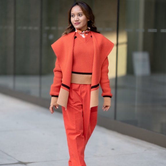 [Marni x Uniqlo] Knitted V-Neck Long-Sleeve Sweater - Picture 4 of 6